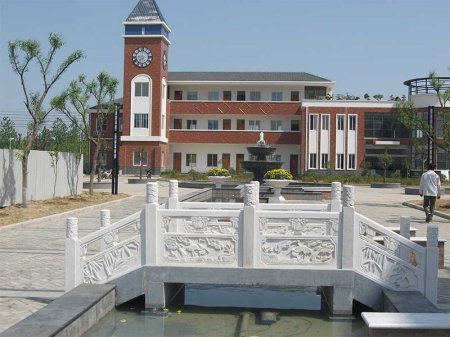 学校石桥汉白玉石栏板